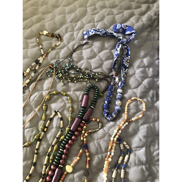 Vintage Boho ESTATE Lot Of 1970's & 80's Bracelets/Necklaces  RESALE 39 Pieces - Picture 3 of 10